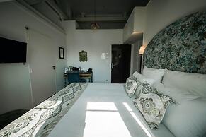 BRIT HOTEL PRIVILEGE LISIEUX – La Villa des Arts