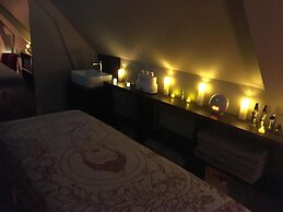 BRIT HOTEL PRIVILEGE LISIEUX – La Villa des Arts