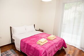 Comfortable Apartment in Athens DownTown