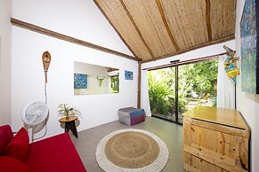 Libelula Lounge & Lodgings