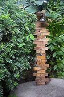 Libelula Lounge & Lodgings