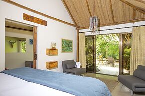 Libelula Lounge & Lodgings