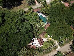 Libelula Lounge & Lodgings