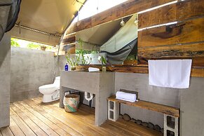 Libelula Lounge & Lodgings