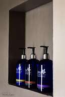 Libelula Lounge & Lodgings