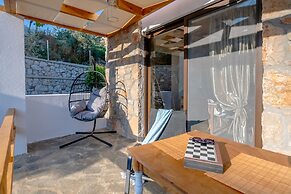 To Stolidi tis Psinthou