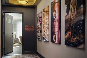 Hotel Distil, Autograph Collection