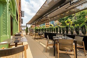 Hotel Distil, Autograph Collection