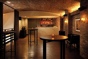 Hotel Distil, Autograph Collection