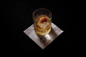 Hotel Distil, Autograph Collection