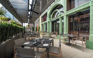 Hotel Distil, Autograph Collection