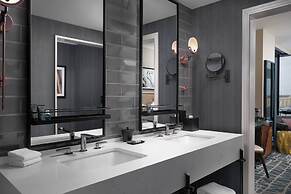 Hotel Distil, Autograph Collection