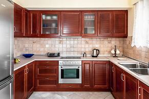 Anemos Villa in Salakos