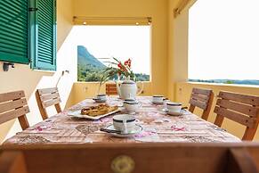 Anemos Villa in Salakos