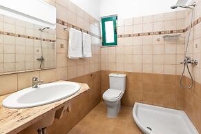 Anemos Villa in Salakos