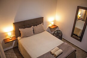 Huacachina Desert House