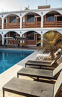 Huacachina Desert House