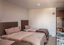 Huacachina Desert House