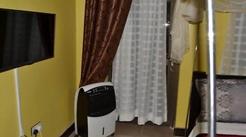 Strikers Hotel