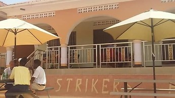 Strikers Hotel