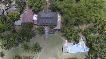 Hotel African Queen Lodge