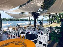 Hotel African Queen Lodge