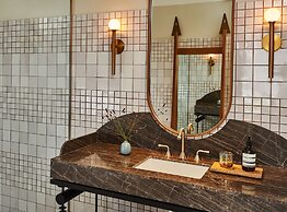 Downtown Los Angeles Proper Hotel, a Member of Design Hotels