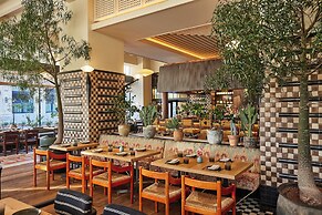 Downtown Los Angeles Proper Hotel, a Member of Design Hotels