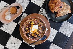 Downtown Los Angeles Proper Hotel, a Member of Design Hotels