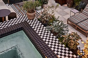 Downtown Los Angeles Proper Hotel, a Member of Design Hotels