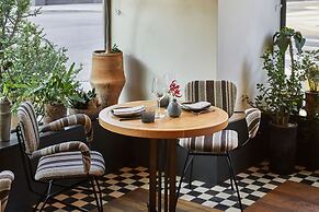 Downtown Los Angeles Proper Hotel, a Member of Design Hotels