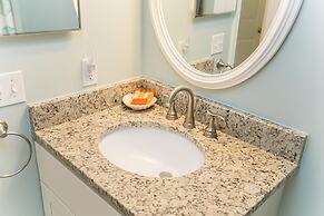 SEA Haven 318 [2/2] Free Activities! & Oceanview Wifi Pool