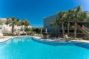 Hibiscus C202 [2/2] Free Activities! & Oceanview Wifi 3 Pools