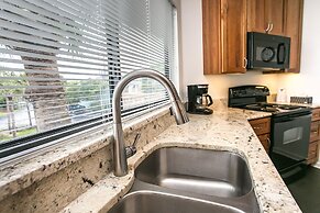 Hibiscus C202 [2/2] Free Activities! & Oceanview Wifi 3 Pools