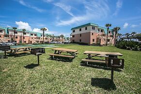 SEA Haven 514 [2/2.5] Free Activities! & Oceanfront Wifi Pool