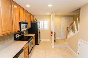 SEA Haven 516 [2/2.5] Free Activities! & Oceanfront Wifi Pool