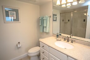 SEA Haven 515 [2/2] Free Activities! & Oceanfront Wifi Pool