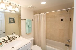 SEA Haven 515 [2/2] Free Activities! & Oceanfront Wifi Pool