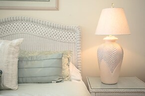 SEA Haven 515 [2/2] Free Activities! & Oceanfront Wifi Pool
