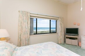 SEA Haven 520 [2/2.5] Free Activities! & Oceanfront Wifi Pool