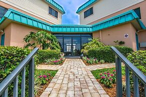 SEA Haven 520 [2/2.5] Free Activities! & Oceanfront Wifi Pool