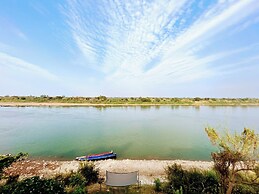 Nokhuuk's House at Rimkhong