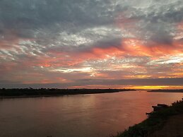 Nokhuuk's House at Rimkhong