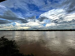 Nokhuuk's House at Rimkhong