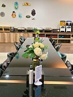 Champs Elysees Hotel