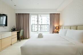 Champs Elysees Hotel