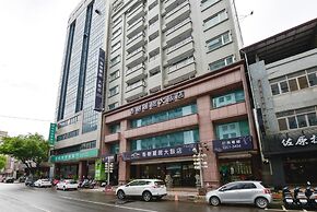 Champs Elysees Hotel