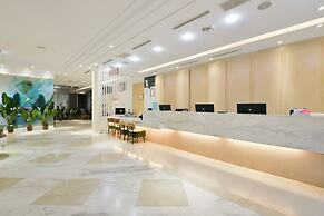 Champs Elysees Hotel