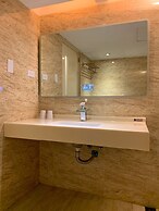 Champs Elysees Hotel