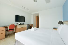 Champs Elysees Hotel